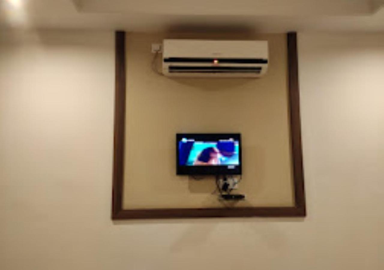 Hotel Jaltarang Kalmath Kankavali Exterior photo
